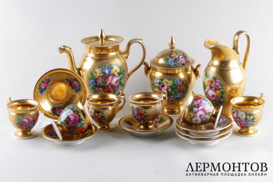 Чайный, кофейный сервиз на 6 персон. Фарфор. Европа.