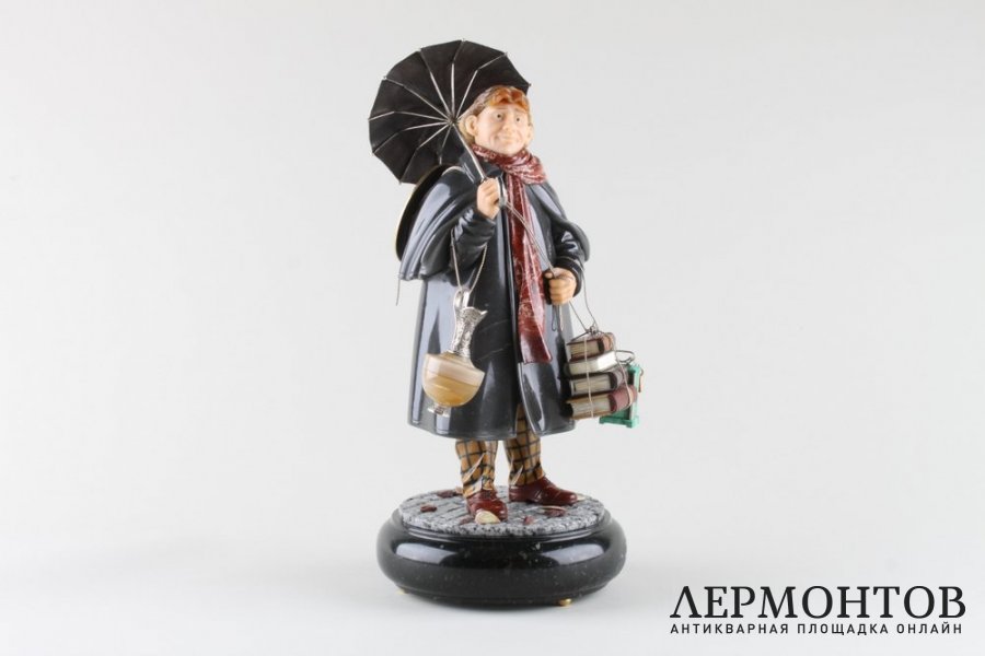 Скульптура Коллекционер антиквариата. Камнерезная работа. Екатеринбург.