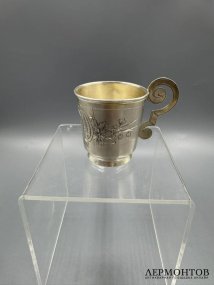 Чарка с цветочным декором. Серебро 84 пробы, Россия, 1880-е годы