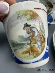 Чайный сервиз на 4 персоны с росписью. Фарфор, предположительно завод Попова, Россия