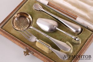 Набор для чая в коробке. Серебро 84 пробы. Российская империя, до 1908 года.