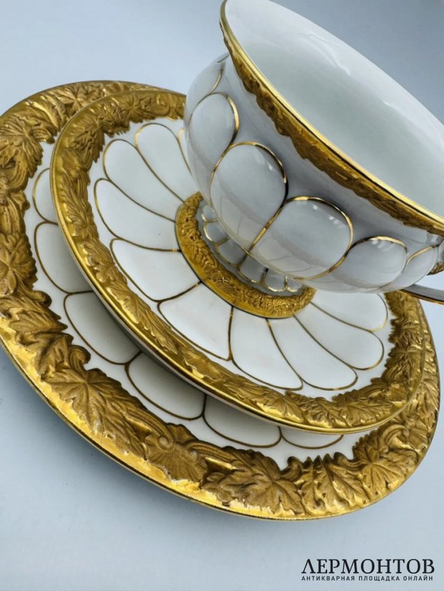 Чайное трио «X-форма» с золотом. Фарфор, Meissen, Германия, 20 век