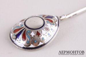 Ложка чайная. Густав Клингерт. Серебро 84 пробы, выемчатая эмаль. Россия, XIX век.