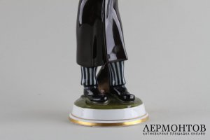 Статуэтка Музыкант с таксой. Rosenthal, Германия, Karl Himmelstoss Фарфор, 1920 г.