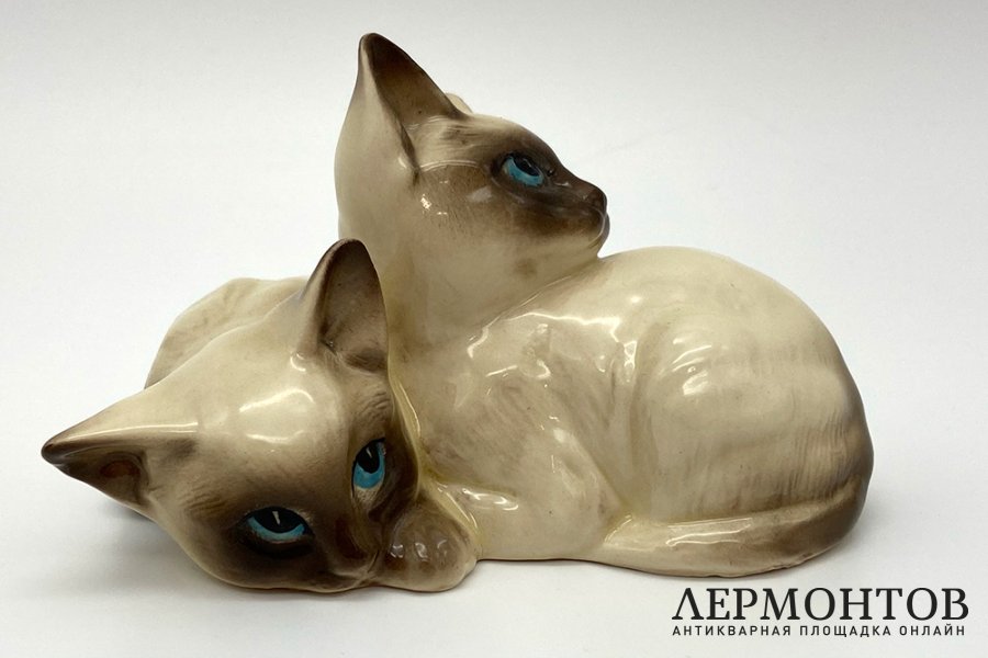Статуэтка Сиамские котята. Фарфор, роспись. Англия,  Royal Doulton, 1930-70-е 