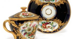 Антикварная посуда Кузнецова: оценка стоимости