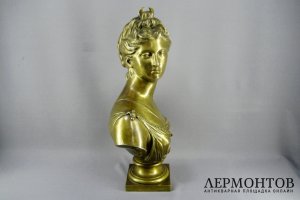 Кабинетная скульптура Диана. Бронза, патинирование. Франция, XIX век. По мод. Гудона.
