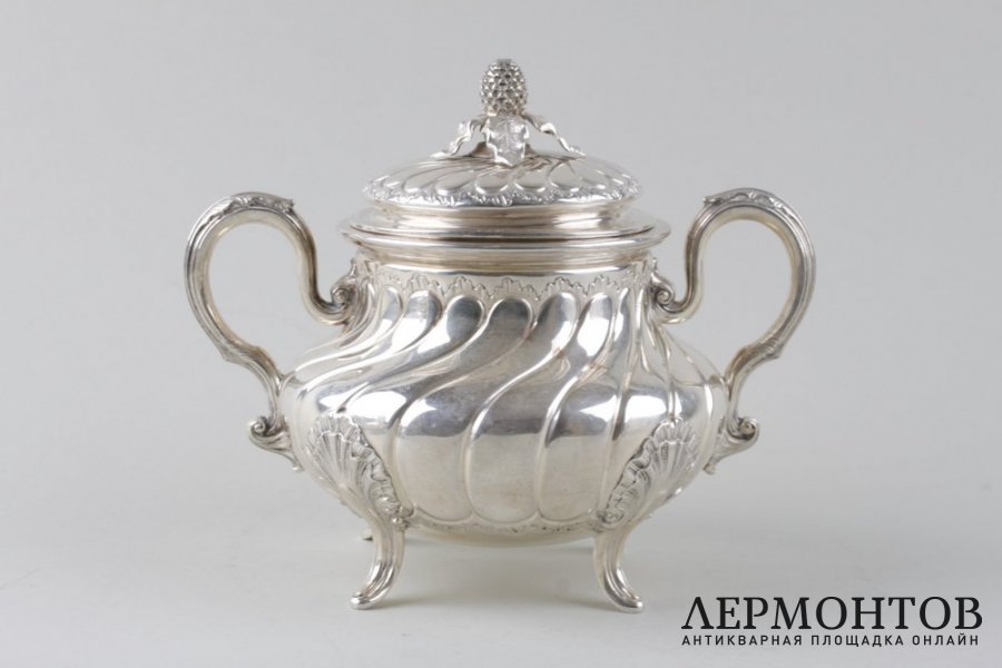 Сахарница в стиле рококо. M. Martin. Серебро 950 пробы. Франция