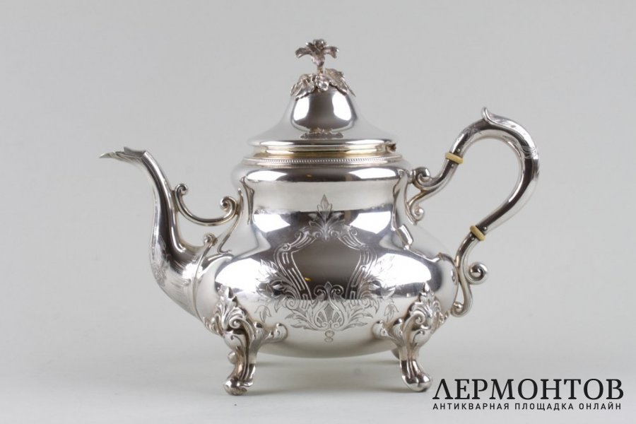 Чайник в неоклассическом стиле Fizaine. Серебро 950 пробы. Франция, XIX век.
