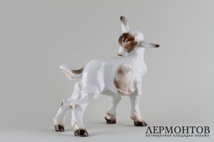 Статуэтка Козлик. Фарфор, роспись.  Rosenthal, Германия,  Joao Da Silva, 1935 год.