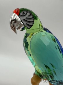 Статуэтка «Попугай ара» из коллекции «Crystal Paradise». Хрусталь, Swarovski, дизайне