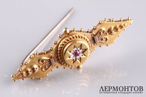 Брошка с рубином. Зап. Европа, 1 пол. 20 в. Золото 625 пробы, 1 рубин, алмазы.