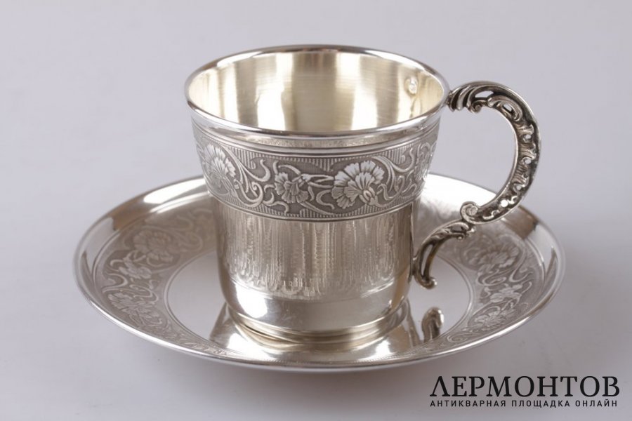 Кофейный сервиз на 6 персон в стиле ар нуво. Серебро 950 пробы. Франция