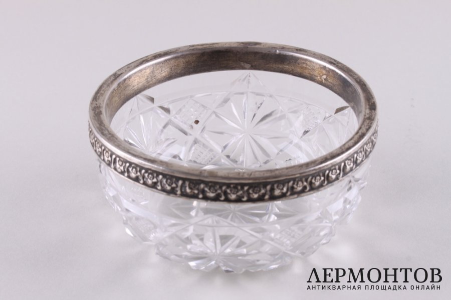 Ваза. 13 Артель. Серебро 84 пробы. Хрусталь, резьба. Россия, 1908-1917 гг.
