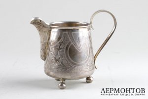 Молочник. Израиль Есеевич Заходер.Серебро 84 пробы. Российская империя.