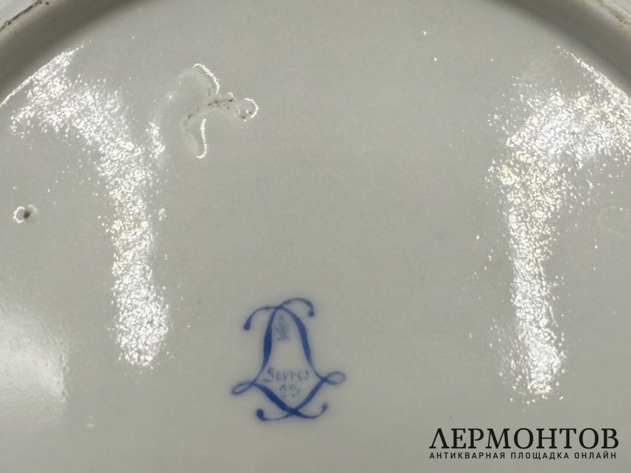Тарелки Галантные сцены. Франция, Sevres, 19 век. Фарфор, роспись.