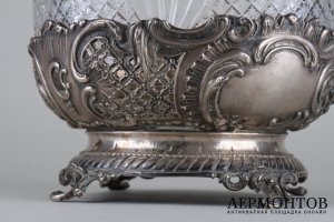 Ваза ажурная круглая со стеклянной вставкой. Серебро 900 пробы. Австрия, XIX в.
