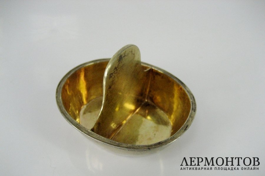 Солонка. Серебро 84 пробы. Российская империя, 1851 год.