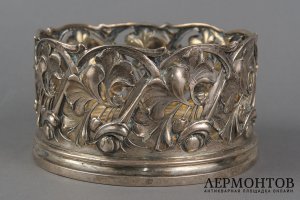 Подставка под бутылку. Германия, 1900-е гг. Фирма F. Goldschmidt. Серебро 800 пробы.