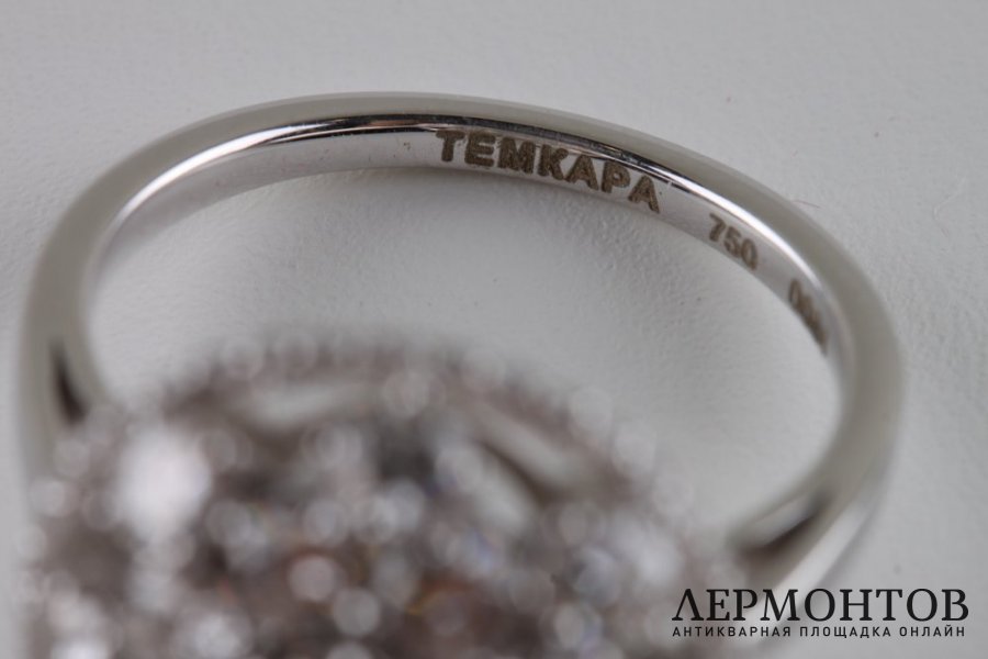 Кольцо малинка в белом золоте с бриллиантами, бренд Темкара. Россия, 2018. Новое.