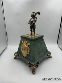 Каминные часы с фигурой рыцаря. Серебро 925 пробы, мрамор, Россия, современная работа
