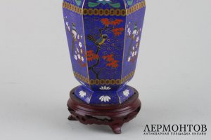 Ваза Цветы и птицы, на подставке. Клуазоне. Китай, 1950-70-е гг.