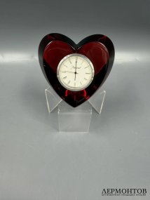 Настольные часы «Puffed Heart». Рубиновый хрусталь, Baccarat, Франция