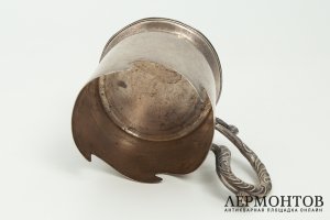 Подстаканник в стиле модерн. Российская Империя, мастер В. Пуляткин, 1908-1917 гг.