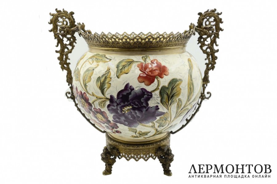 Декоративная ваза в стиле Шинуазри. Франция, Luneville, марка 1880-1920-е гг. Фаянс.