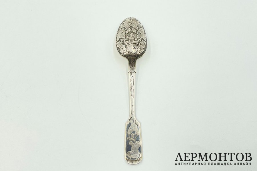 Ложка Медведь и собака. Россия, Великий Устюг, М. И. Кошков, 19 в. Серебро 84 пр.