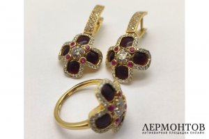 Комплект серьги и кольцо, бренд Темкара. Золото, эмаль, бриллианты, рубины. Россия.