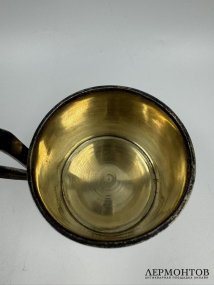 Подстаканник с цветочным декором. Серебро 84 пробы, мастер МВ, Россия, 1880-е годы