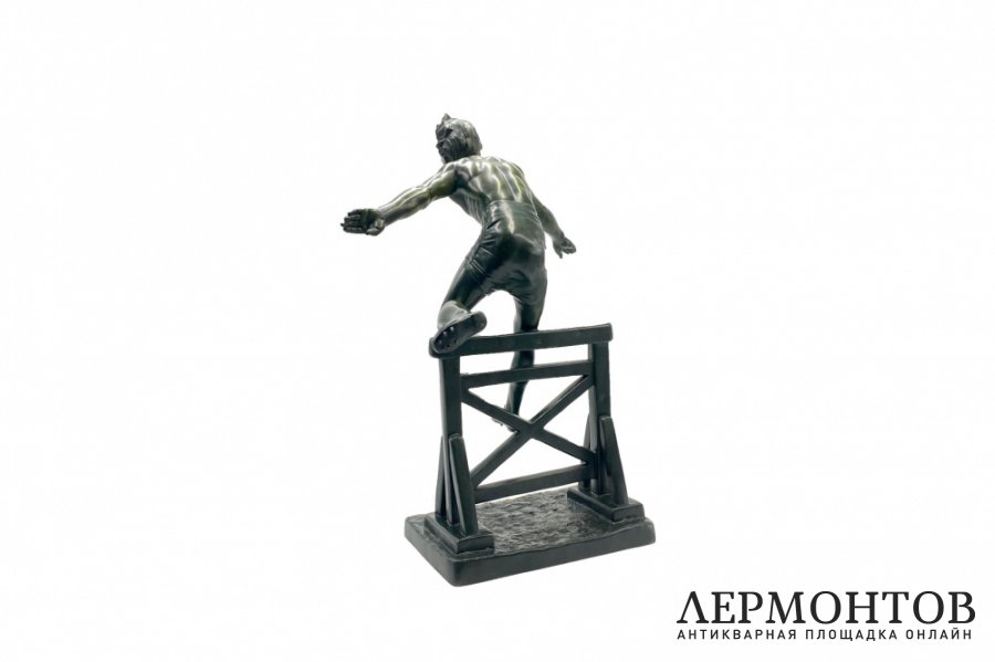 Скульптура Бег - атлетика. Франция, Париж, D. H. Chiparus, 1920-е гг. Шпиатр.