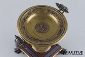 Визитница. Бронза, мрамор. Франция, 1860-80-е гг.