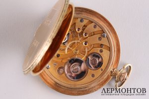 Часы карманые женские Longines. Золото 585. Швейцария, начало ХХ века. 
