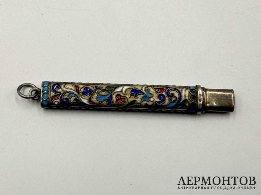 Карандаш. Россия, нач. 20 века. Серебро 84 пробы, эмаль.