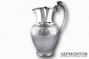 Крупный кувшин для воды. Гильоширование, чеканка. Серебро 900 пробы. XIX век.