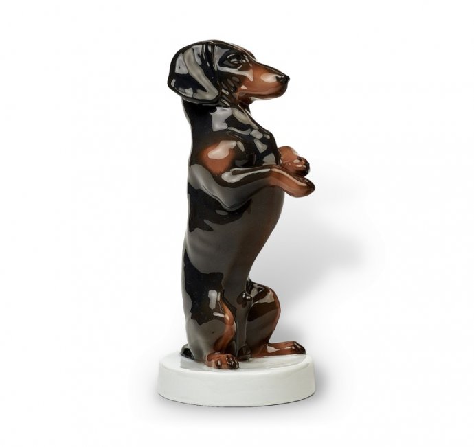 Статуэтка «Сидящая такса». Фарфор, Rosenthal, Германия, 1924 год
