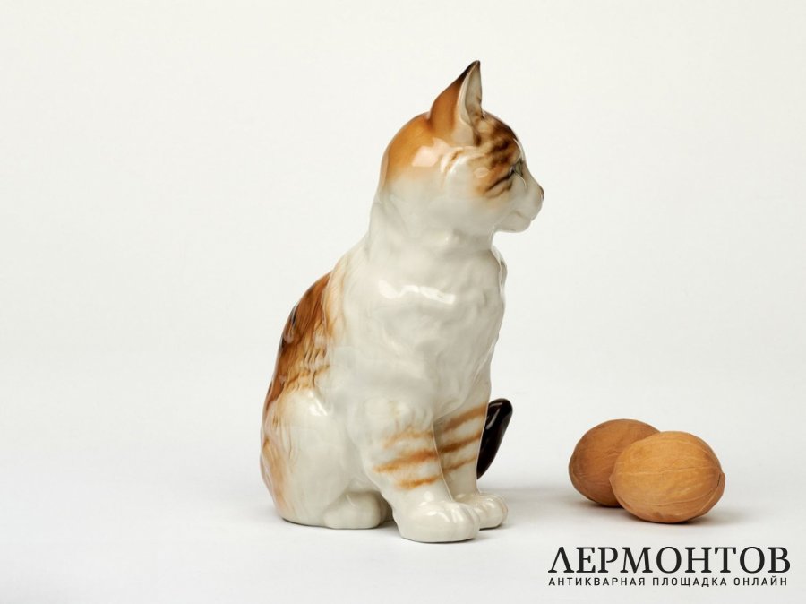 Статуэтка «Молодая сидящая кошка». Фарфор, Lorenz Hutschenreuther, Германия, 1970–1985 годы