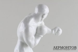 Статуэтка Боксер. Фарфор.  Фабрика Herend, Венгрия, 1950-е годы.