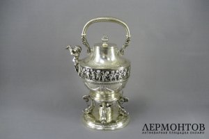 Бульотка. Серебро 800 пробы. Германия, XIX век. Высота 35 см.