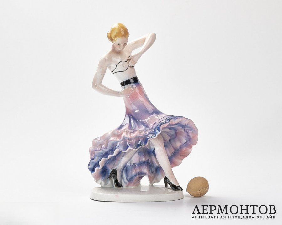 Статуэтка «Танцовщица». Фаянс, Sitzendorf, Германия, 1930-е годы