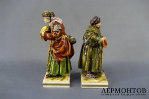 Парная композиция Нищий и нищенка. Фарфор. Германия, начало ХХ века.