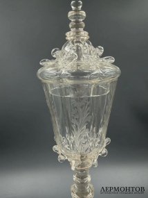 Кубок с крышкой «Цветы». Хрусталь, гутная пластика, Европа, 1860–1880 годы