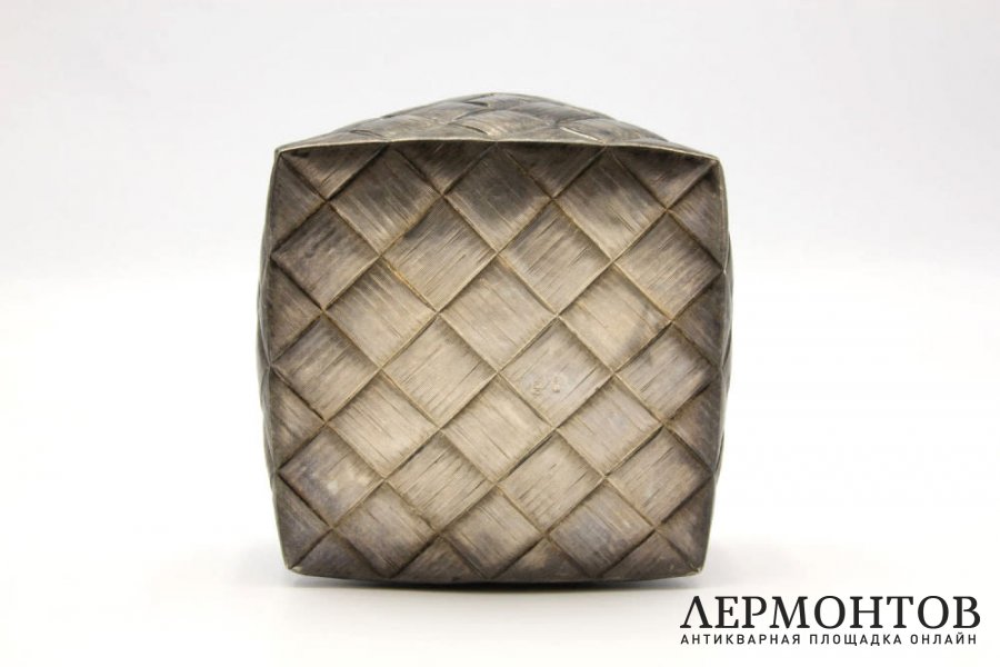 Конфетница Лукошко в русском стиле. Серебро 84 пробы. Россия, 1908 г.