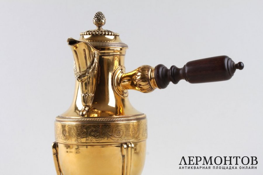 Кофейник в стиле ампир. Aucoc. Серебро 950, золочение. Франция, конец XIX в.