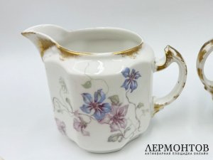 Чайный сервиз с цветочной росписью. Россия, фабр.Друцкой-Любецкого, 1900-е гг. Фарфор