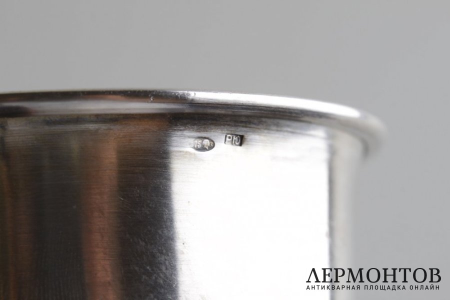 Призовой кубок с гравировкой Московского городского комитета по физической культуре. 