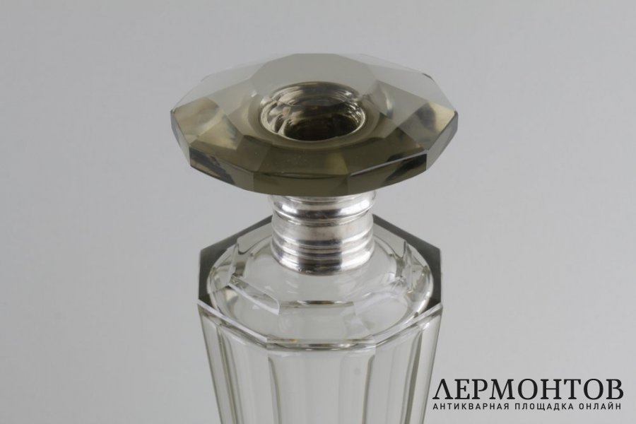 Графин гранeный в стиле art deco. Стекло, литье, серебро 800. Богемия, 1930-е годы.