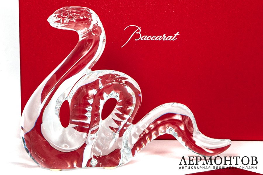 Статуэтка Змея. Франция, фирма Baccarat. Хрусталь, резьба.